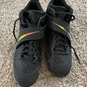 Men's cleats size 11